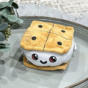 S'mores Plush by Ideal Toys Direct 4.5" x 4.5" x 2.5" Cuddly Marshmallow Smiley